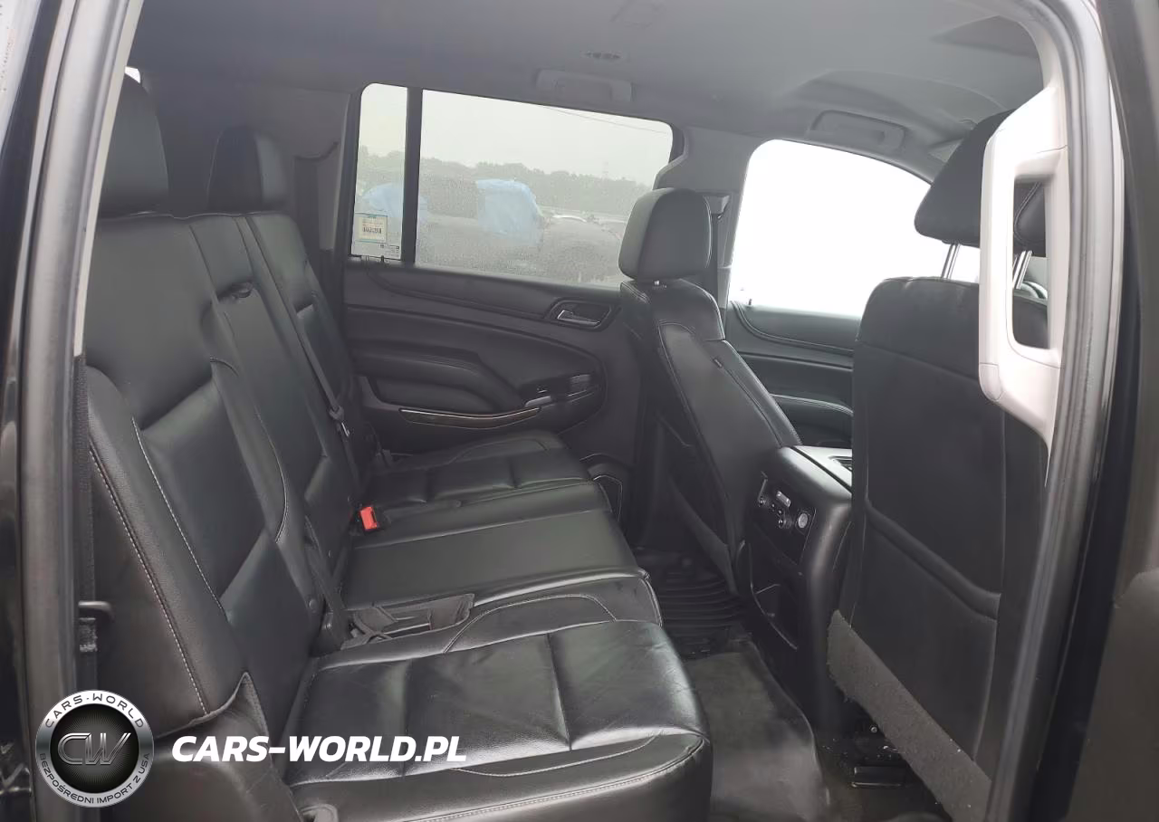 2018 Chevrolet Suburban C1500 Lt VIN:1GNSCHKC5JR102467 - 11