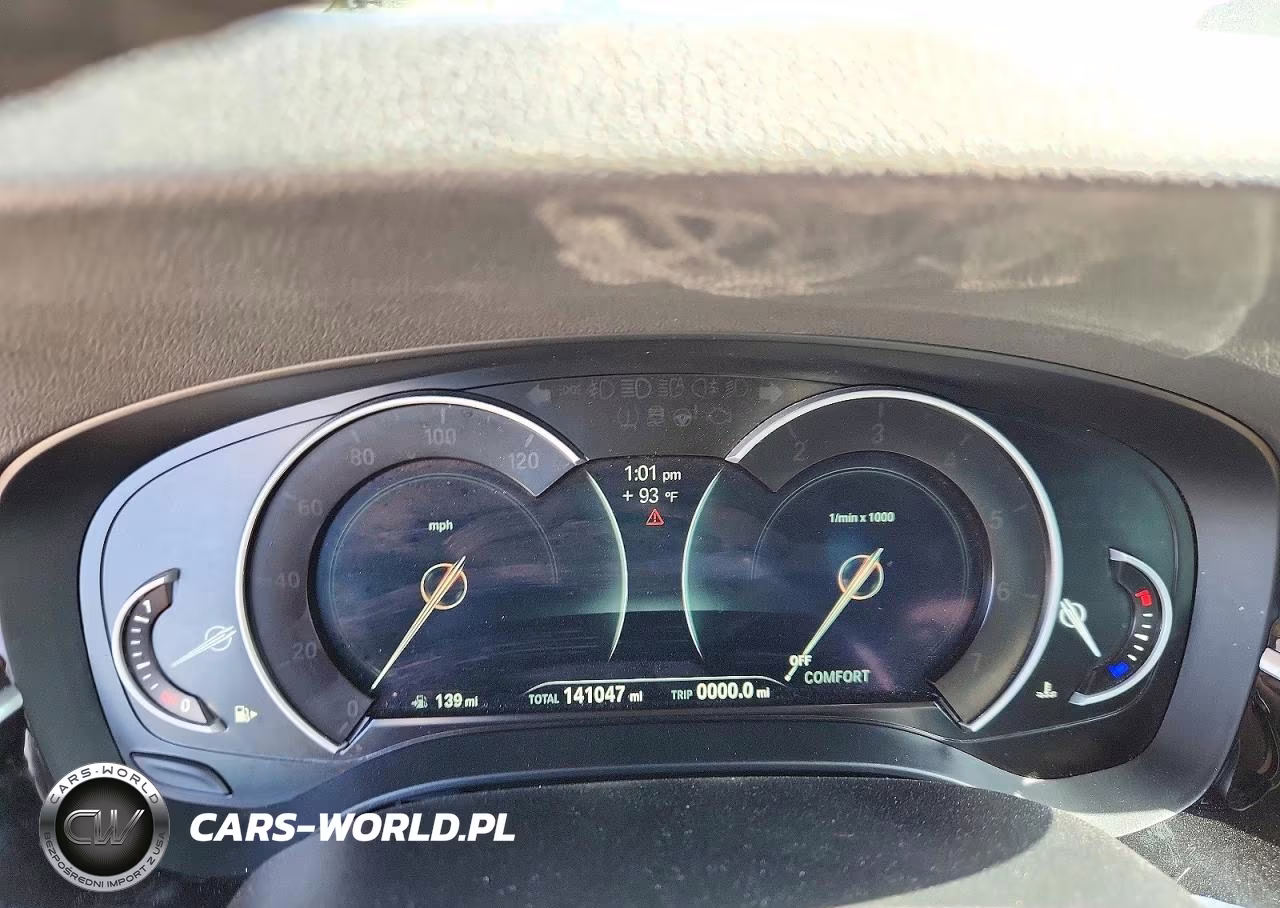 2019 BMW 530 Xi VIN:WBAJA7C54KWW17402 - 9