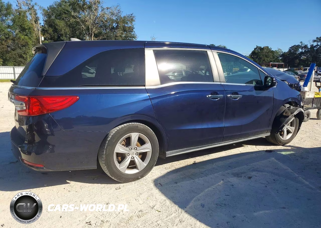 2018 Honda Odyssey Exl VIN:5FNRL6H71JB075702 - 3