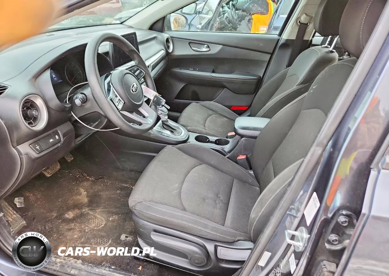 2021 Kia Forte Fe VIN:3KPF24AD7ME305232 - 7