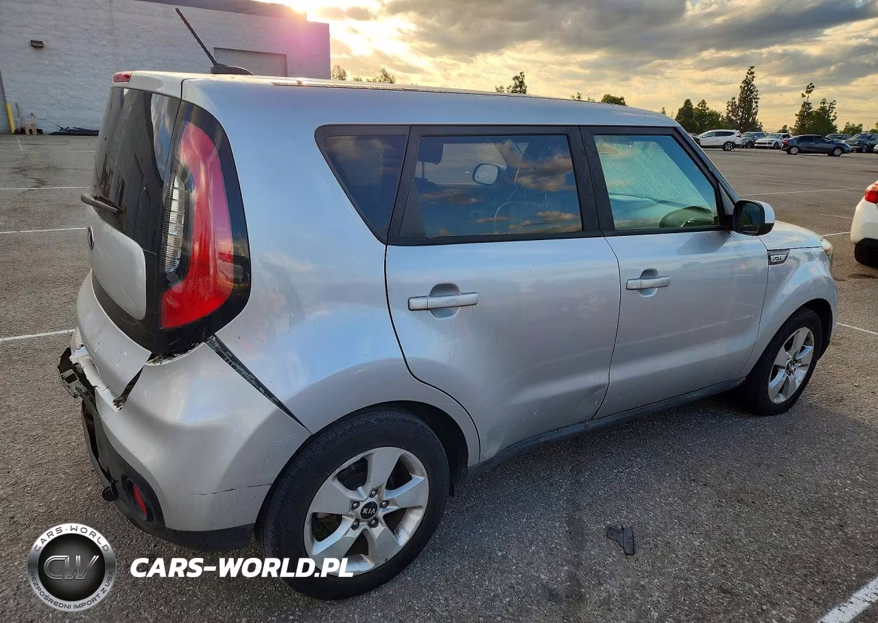 2017 Kia Soul Base VIN:KNDJN2A27H7423226 - 3