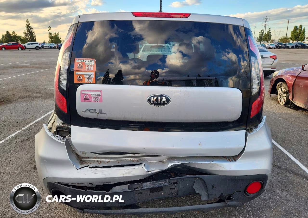 2017 Kia Soul Base VIN:KNDJN2A27H7423226 - 6