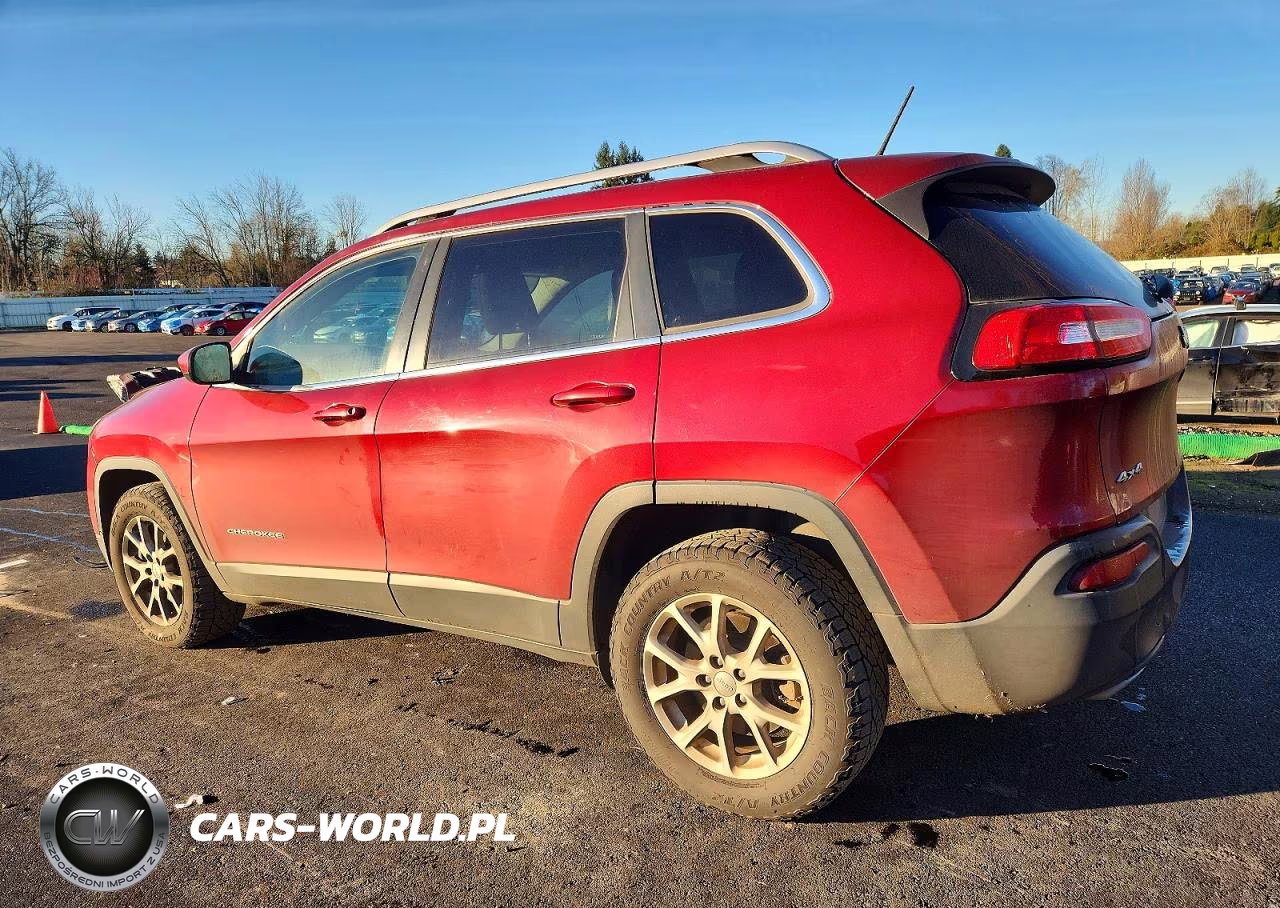 2015 Jeep Cherokee Latitude VIN:1C4PJMCS4FW787461 - 2