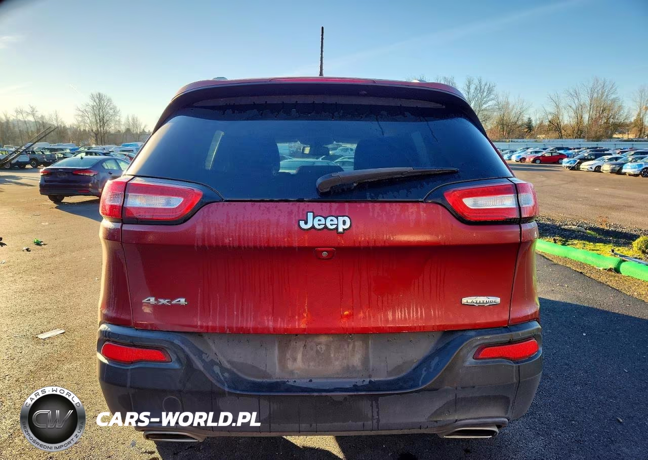 2015 Jeep Cherokee Latitude VIN:1C4PJMCS4FW787461 - 6