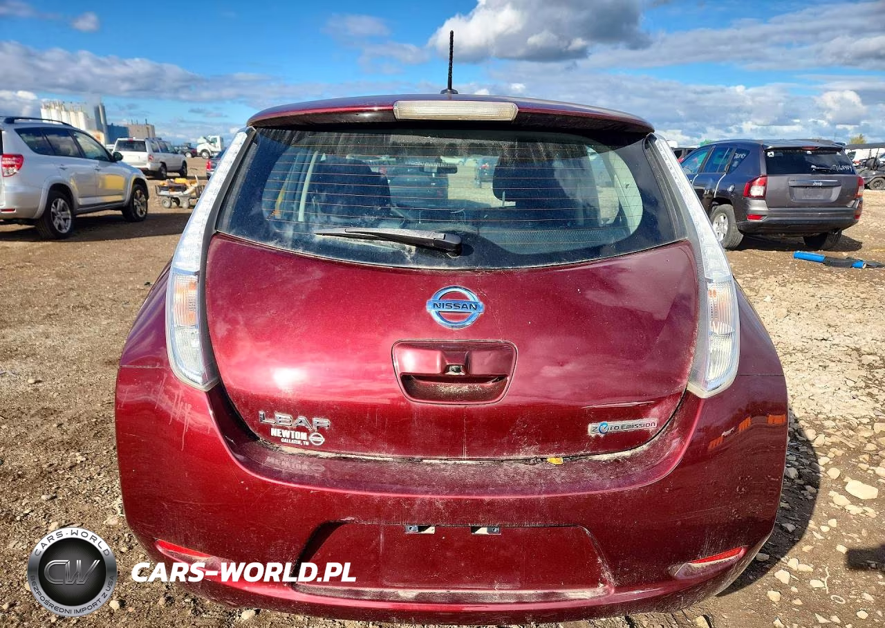 2016 Nissan Leaf S VIN:1N4AZ0CP7GC308266 - 6