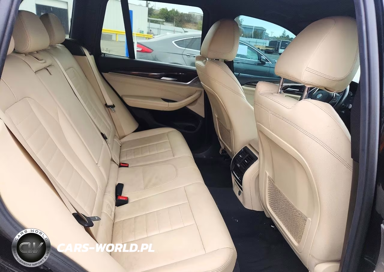 2019 BMW X3 Sdrive30I VIN:5UXTR7C57KLF25952 - 11