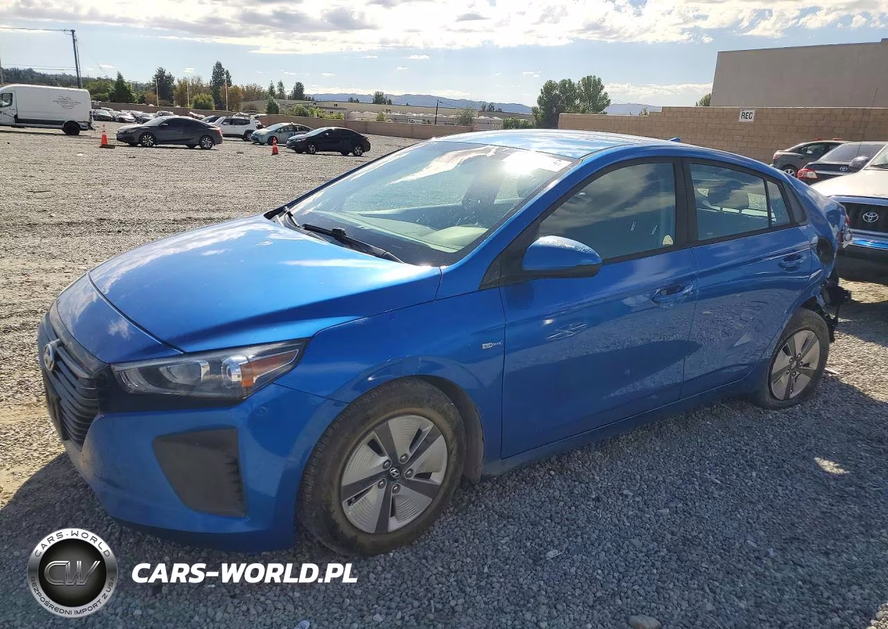 2018 Hyundai Ioniq Blue VIN:KMHC65LC0JU060753 - 1