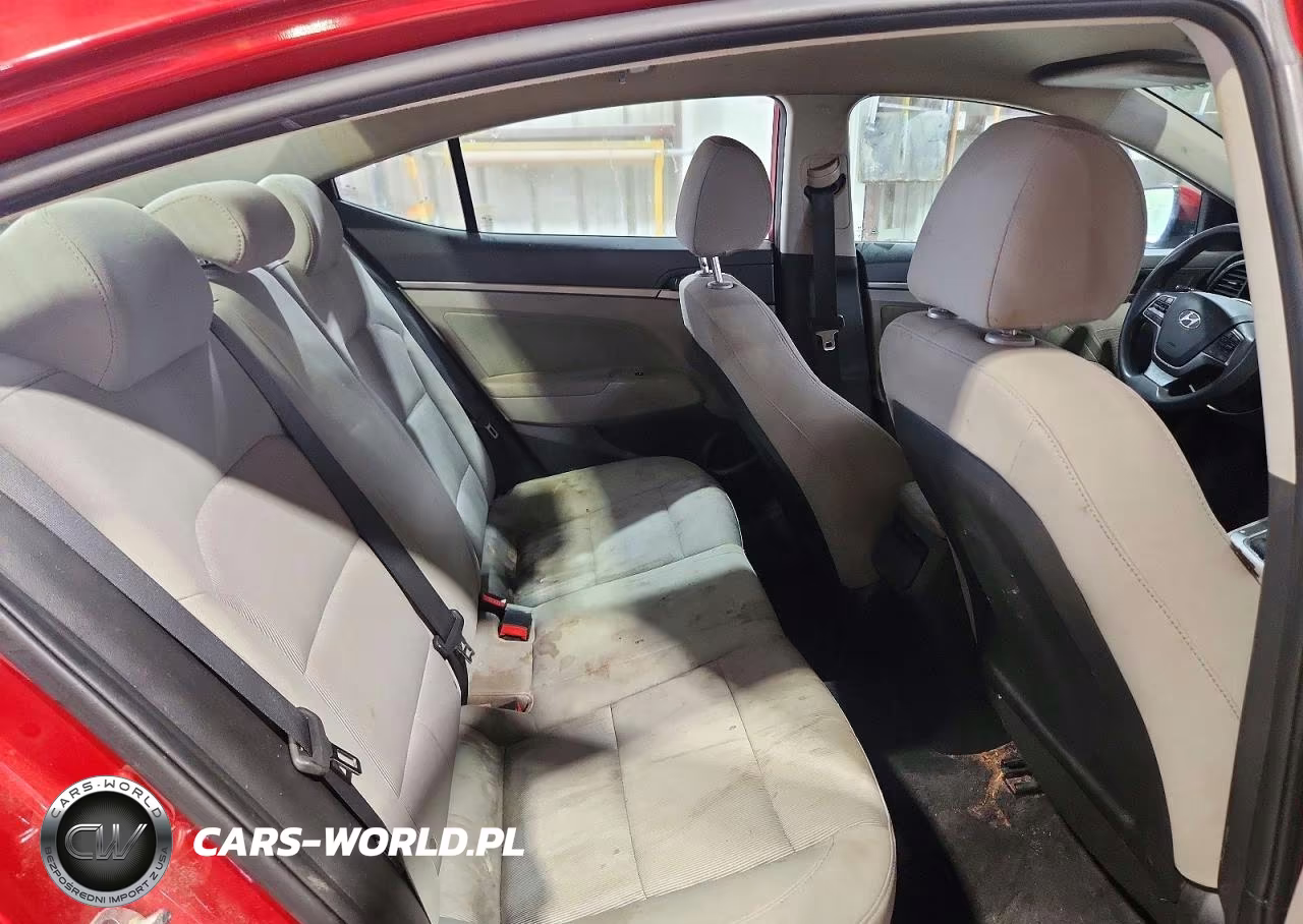 2018 Hyundai Elantra VIN:5NPD84LF0JH230773 - 10