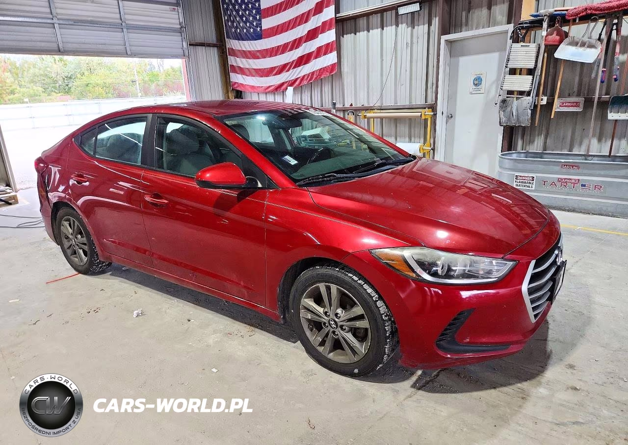 2018 Hyundai Elantra VIN:5NPD84LF0JH230773 - 4