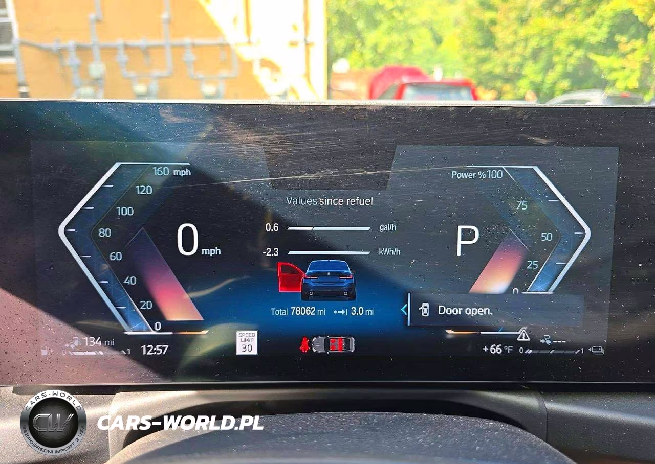 2024 BMW 330Xe VIN:3MW39FS02R8E40594 - 8