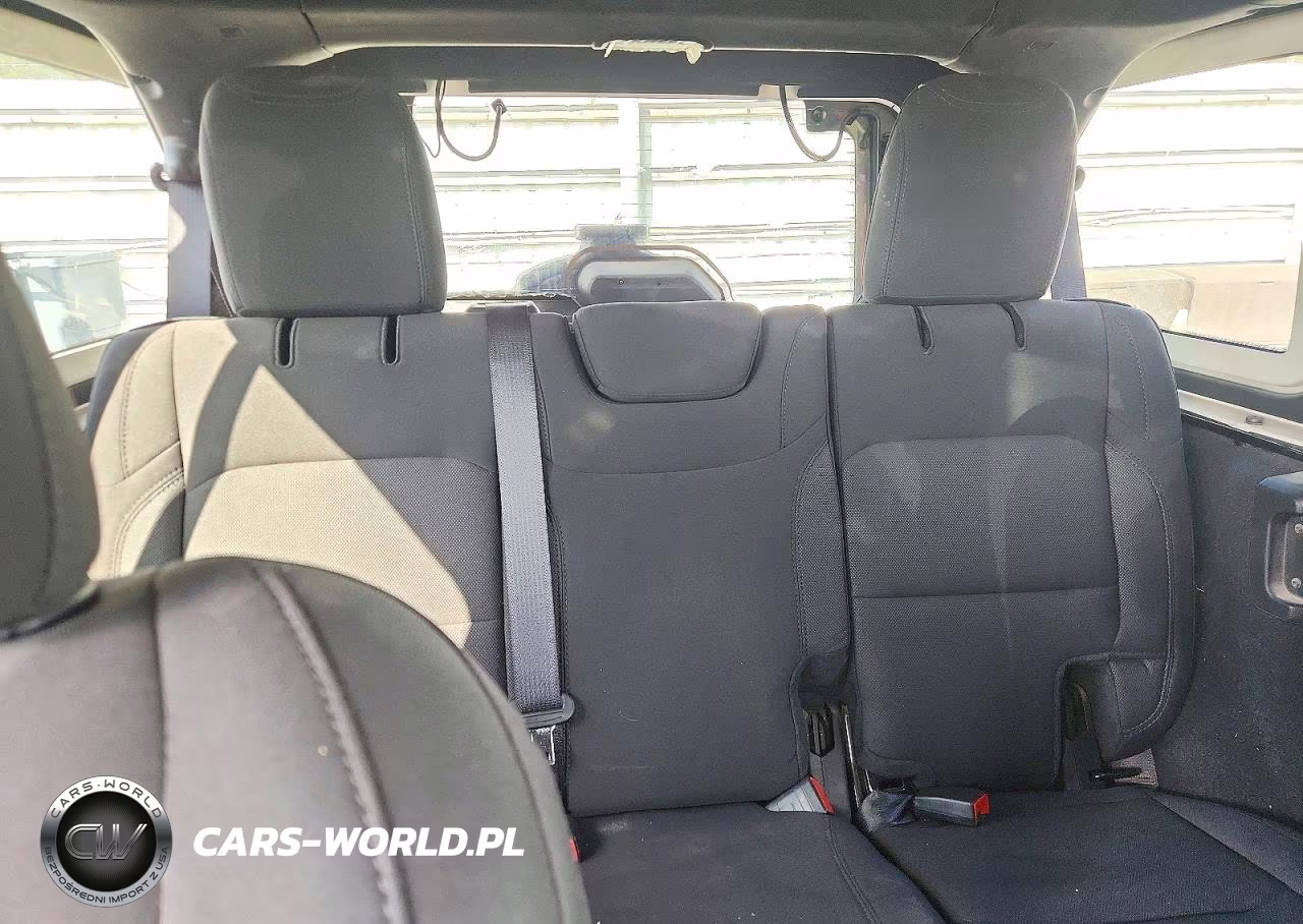 2022 Jeep Wrangler Unlimited Sport VIN:1C4HJXKN2NW215854 - 10