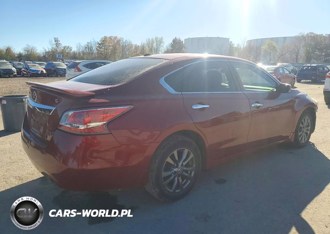 2015 Nissan Altima 2.5 S VIN:1N4AL3AP3FN902295 - 3