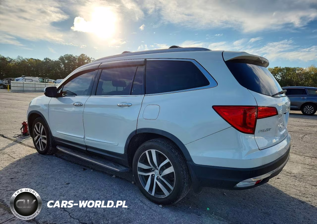 2016 Honda Pilot Touring VIN:5FNYF5H91GB040181 - 2