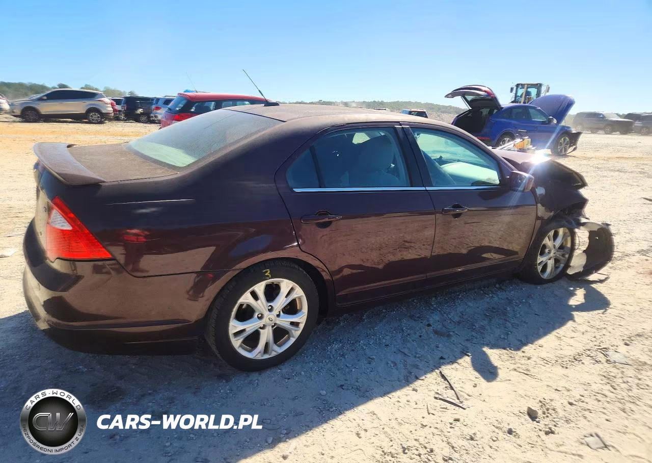 2012 Ford Fusion Se VIN:3FAHP0HA7CR242564 - 3