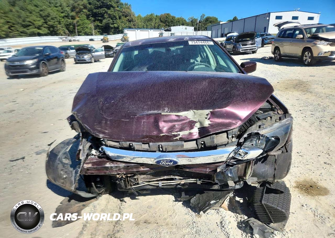 2012 Ford Fusion Se VIN:3FAHP0HA7CR242564 - 5