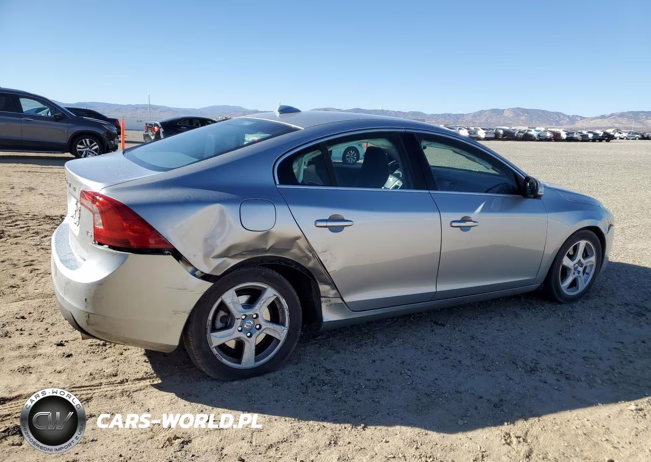 2013 Volvo S60 T5 VIN:YV1612FS3D2225710 - 3