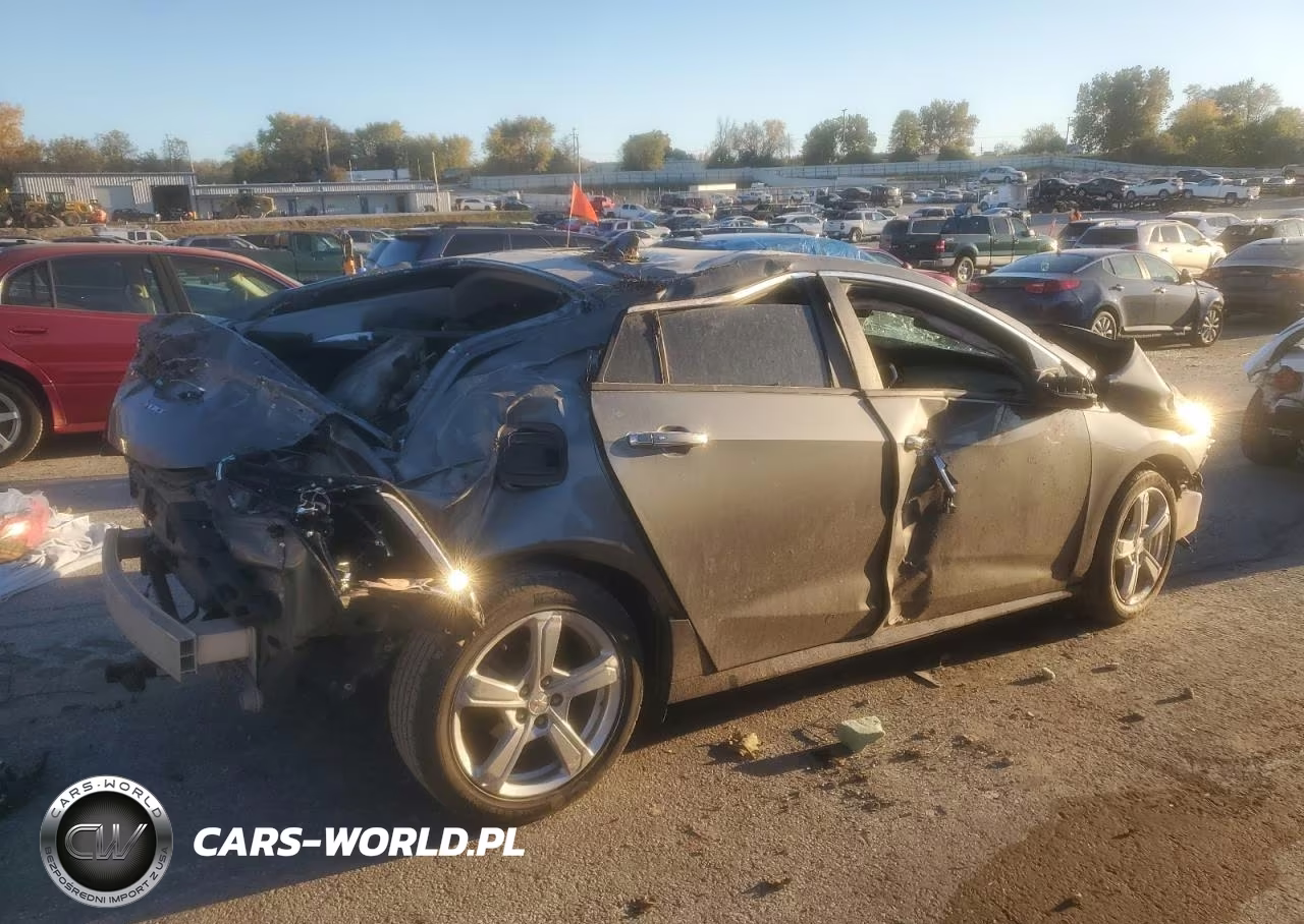 2017 Chevrolet Volt Lt VIN:1G1RC6S51HU111499 - 3