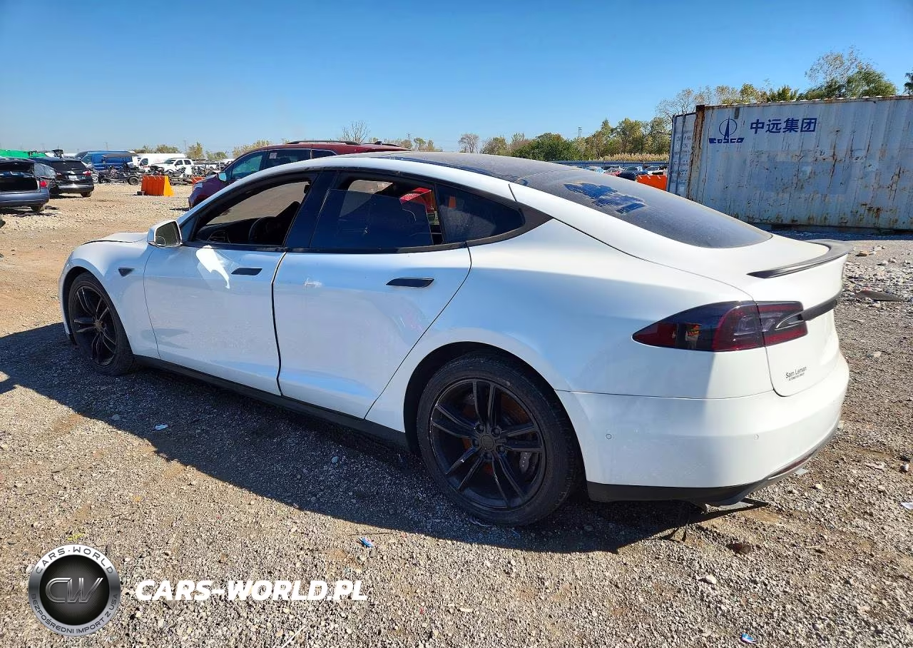 2015 Tesla Model S VIN:5YJSA1E25FF116634 - 2
