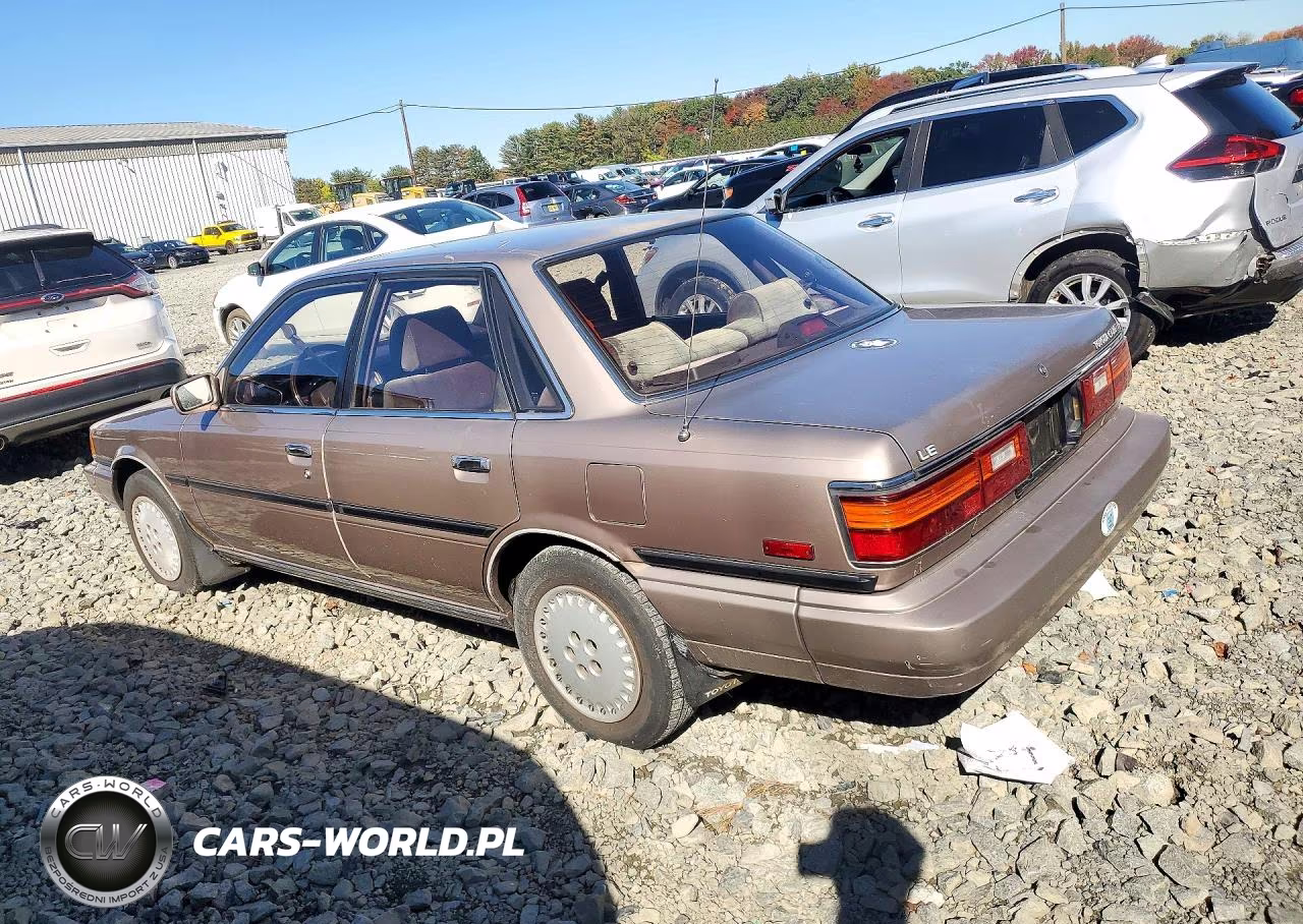 1988 Toyota Camry Le VIN:JT2SV22E3J3283727 - 2