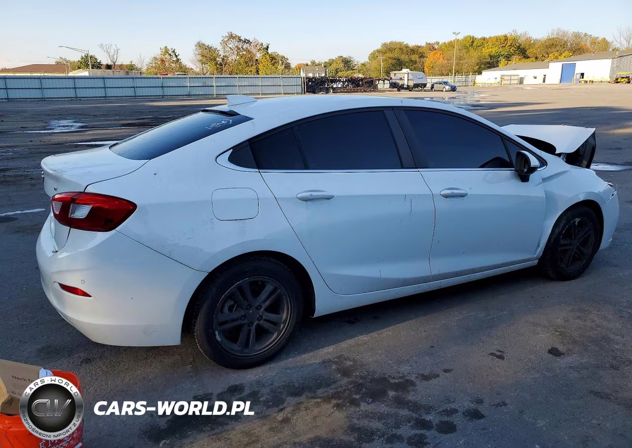 2016 Chevrolet Cruze Lt VIN:1G1BE5SM9G7268661 - 3