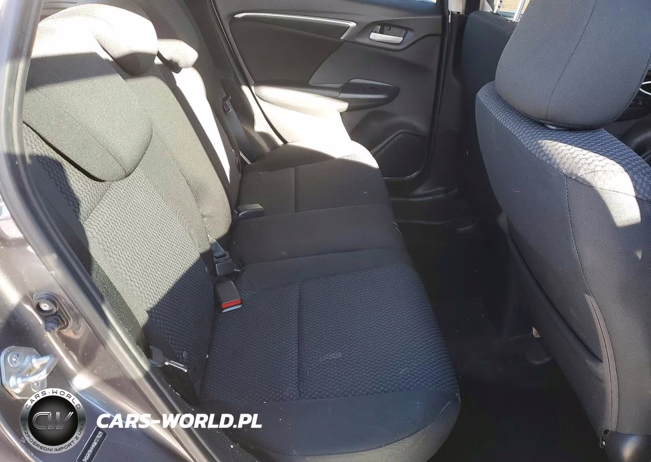 2019 Honda Fit Lx VIN:3HGGK5H44KM727625 - 10