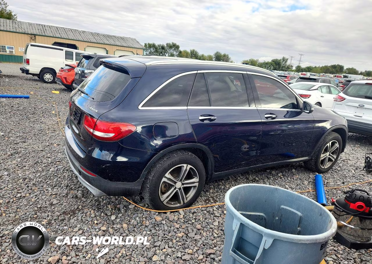 2016 Mercedes-Benz Glc 300 4Matic VIN:WDC0G4KB1GF015156 - 3
