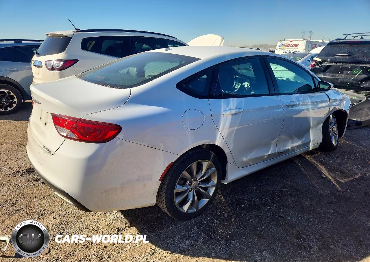 2015 Chrysler 200 S VIN:1C3CCCDG6FN636645 - 3