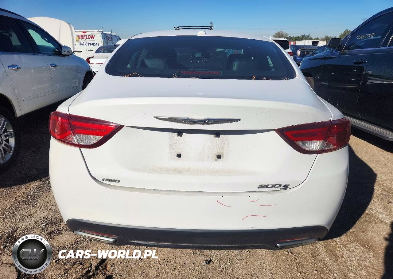 2015 Chrysler 200 S VIN:1C3CCCDG6FN636645 - 6