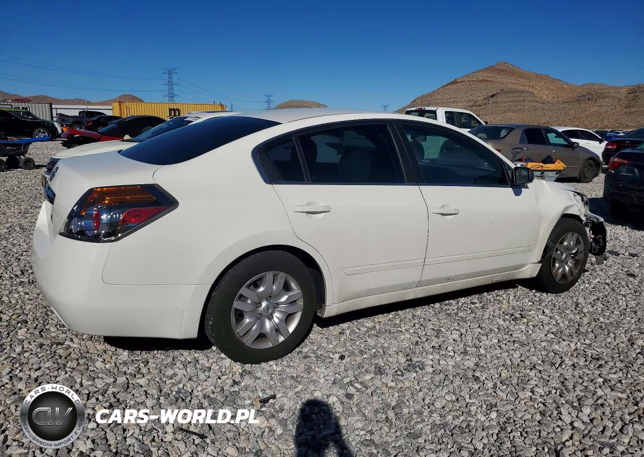 2012 Nissan Altima 2.5 VIN:1N4AL2AP1CC104623 - 3