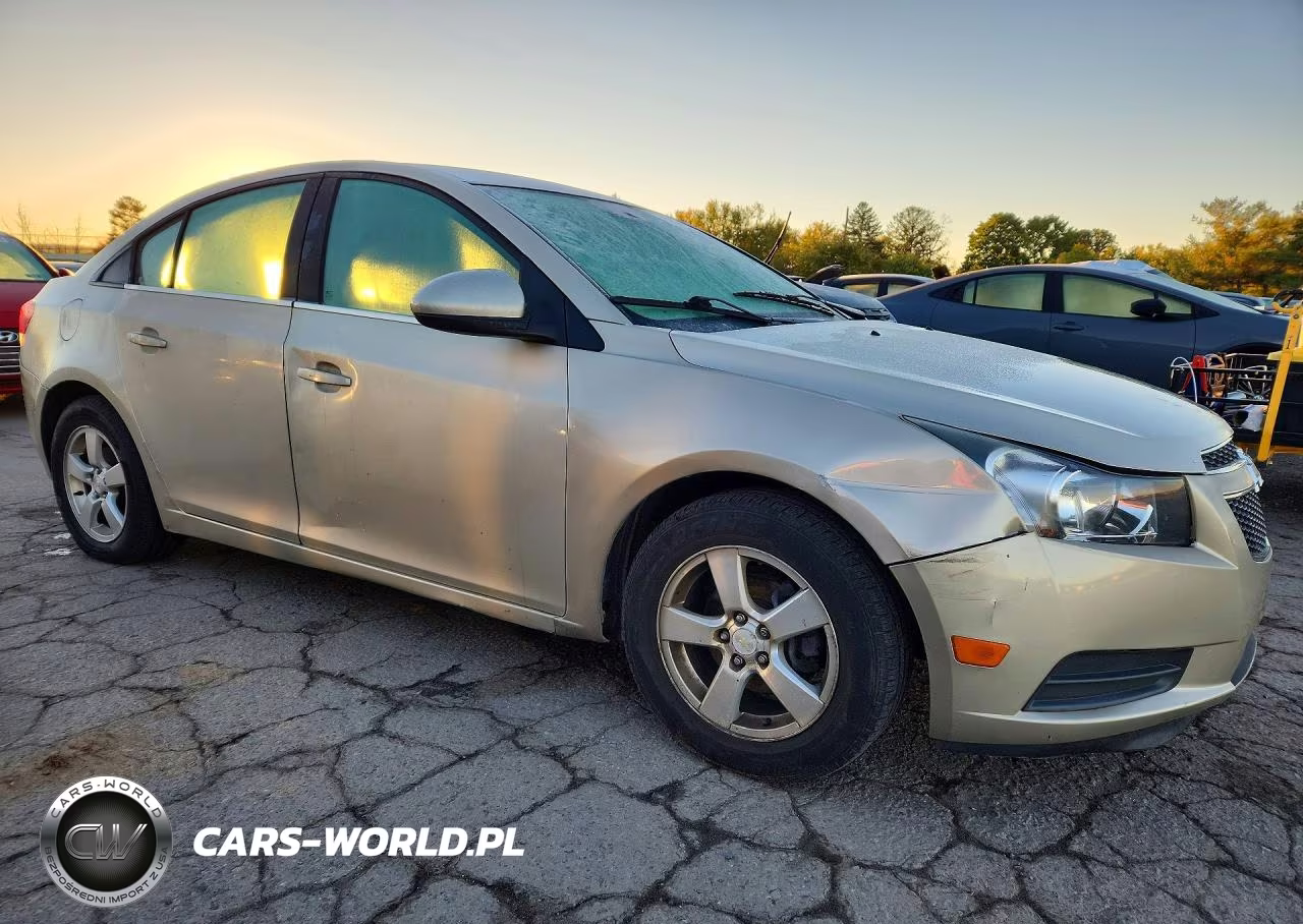 2014 Chevrolet Cruze Lt VIN:1G1PC5SBXE7362653 - 4