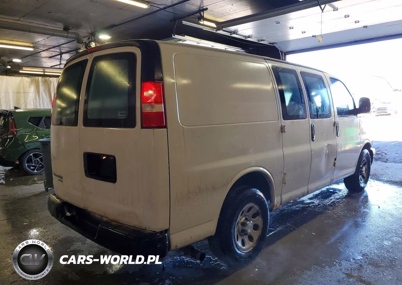 2011 Chevrolet Express G1500 VIN:1GCSGAFX3B1187794 - 3