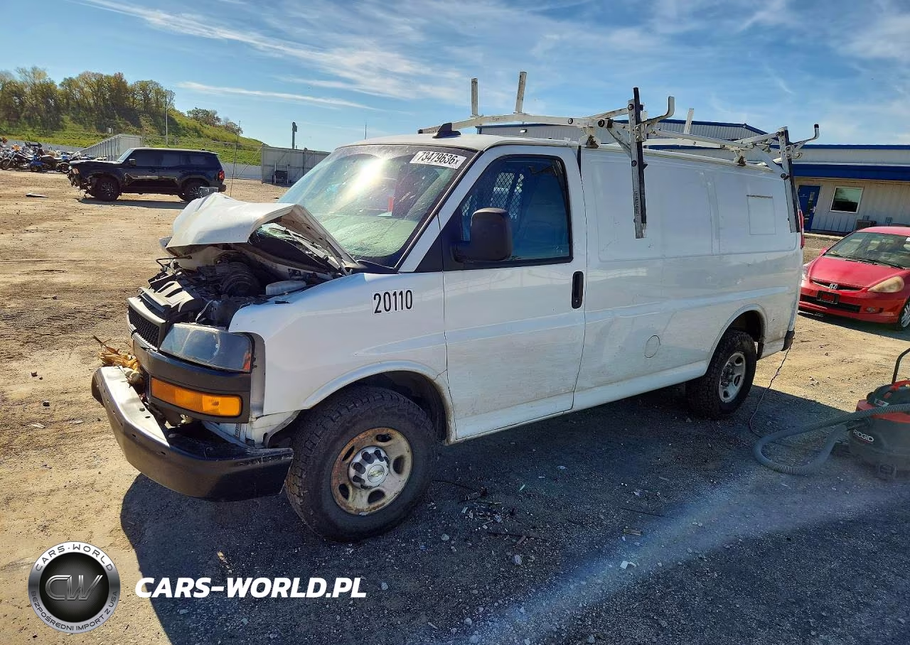 2020 Chevrolet Express VIN:1GCWGAFG6L1194533 - 1