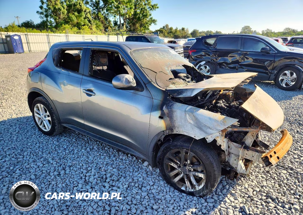 2013 Nissan Juke S VIN:JN8AF5MR9DT220674 - 4