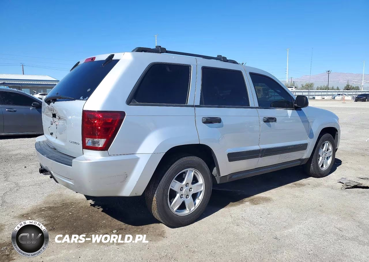 2005 Jeep Grand Cherokee Laredo VIN:1J4GS48KX5C539151 - 3