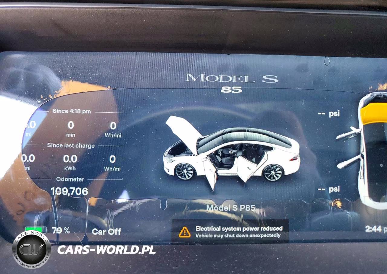 2015 Tesla Model S 85 VIN:5YJSA1H11FFP75474 - 9