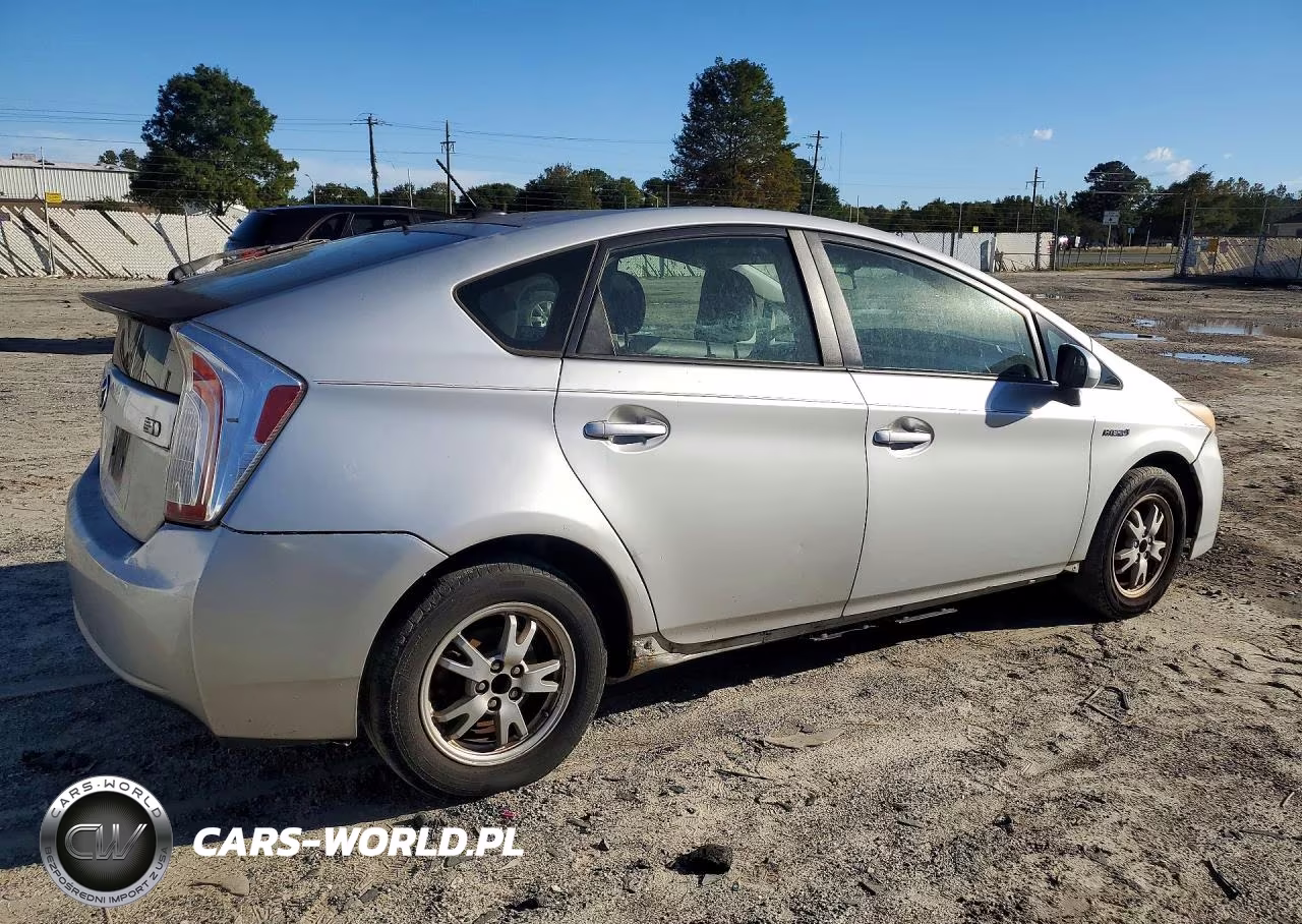 2011 Toyota Prius Two VIN:JTDKN3DU1B0258619 - 3