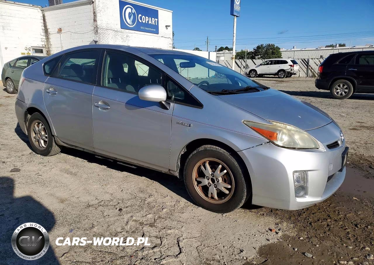 2011 Toyota Prius Two VIN:JTDKN3DU1B0258619 - 4