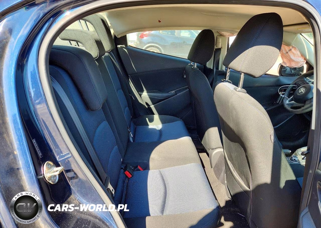 2018 Toyota Yaris Ia Base VIN:3MYDLBYV3JY317381 - 10