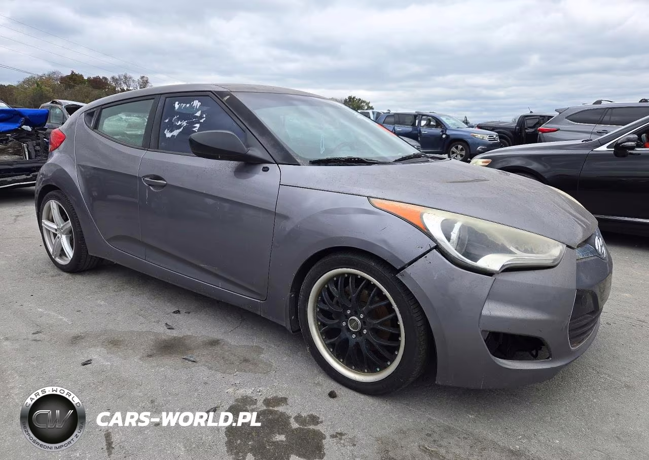 2012 Hyundai Veloster Base VIN:KMHTC6AD1CU061875 - 4