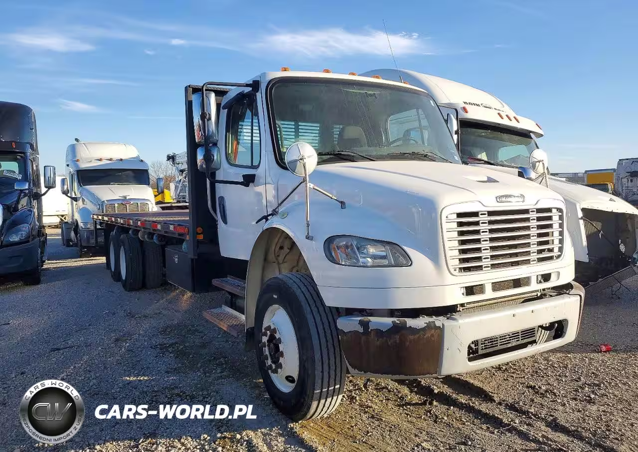 2015 Freightliner Business Class M2 Flatbed Truck