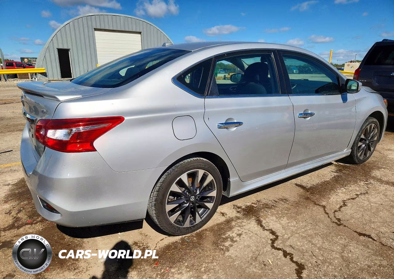 2017 Nissan Sentra Sr VIN:3N1AB7AP4HY252602 - 3