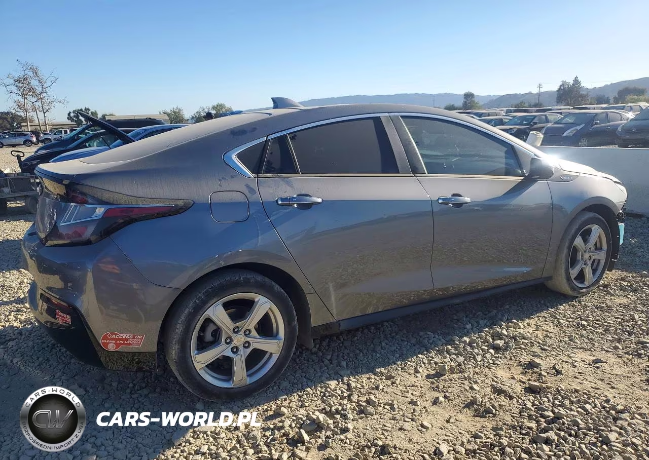 2018 Chevrolet Volt Lt VIN:1G1RC6S56JU118499 - 3