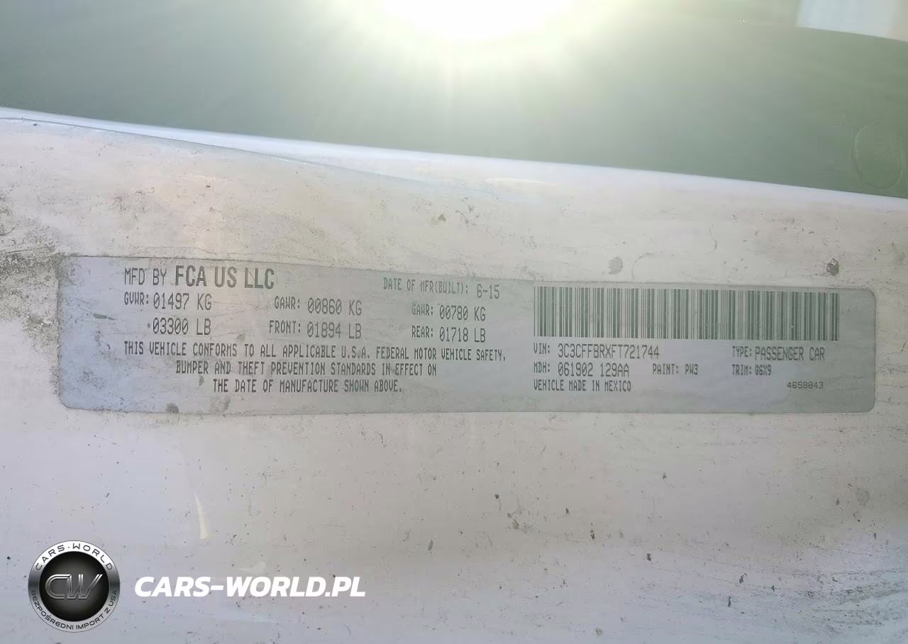 2015 Fiat 500 Sport VIN:3C3CFFBRXFT721744 - 12