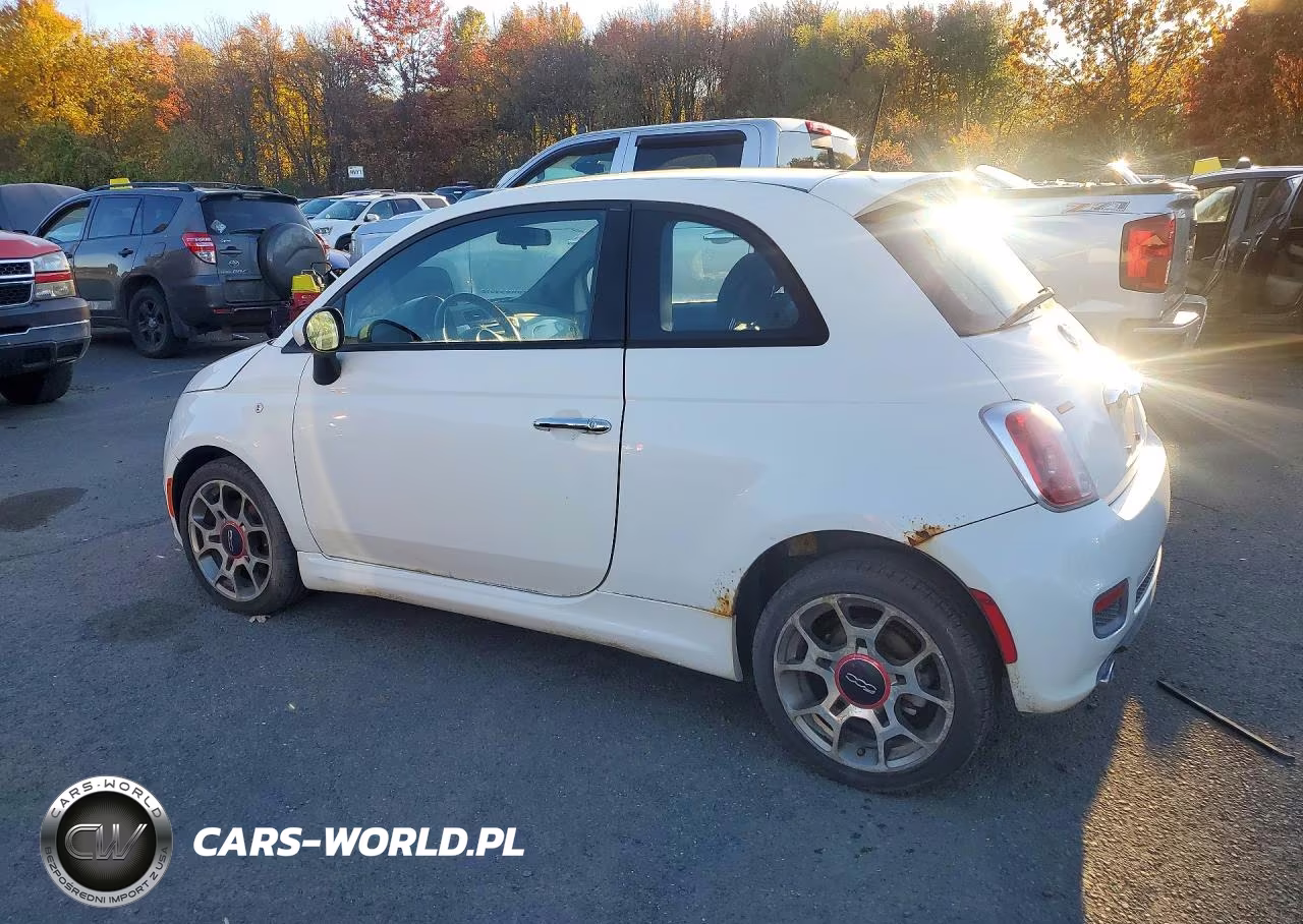 2015 Fiat 500 Sport VIN:3C3CFFBRXFT721744 - 2