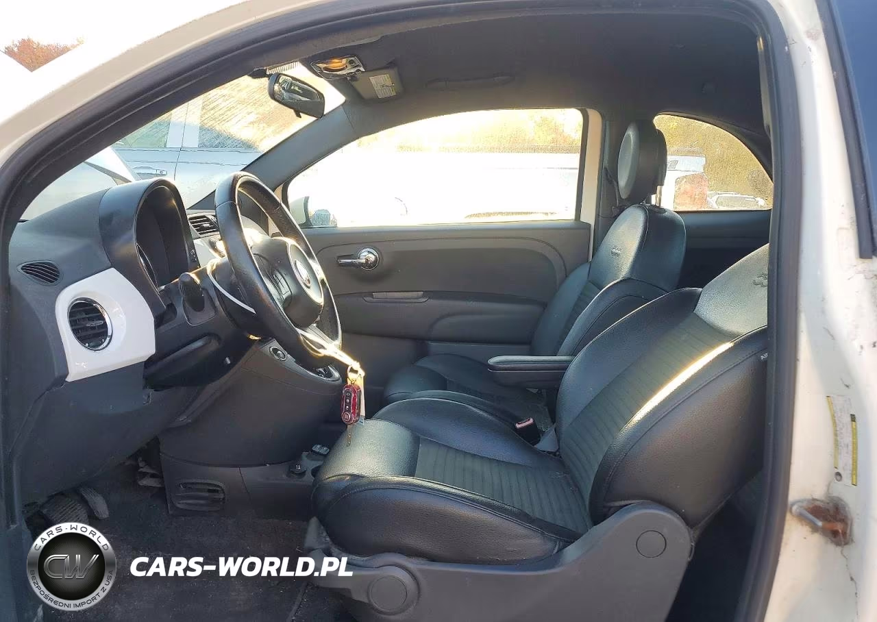 2015 Fiat 500 Sport VIN:3C3CFFBRXFT721744 - 7