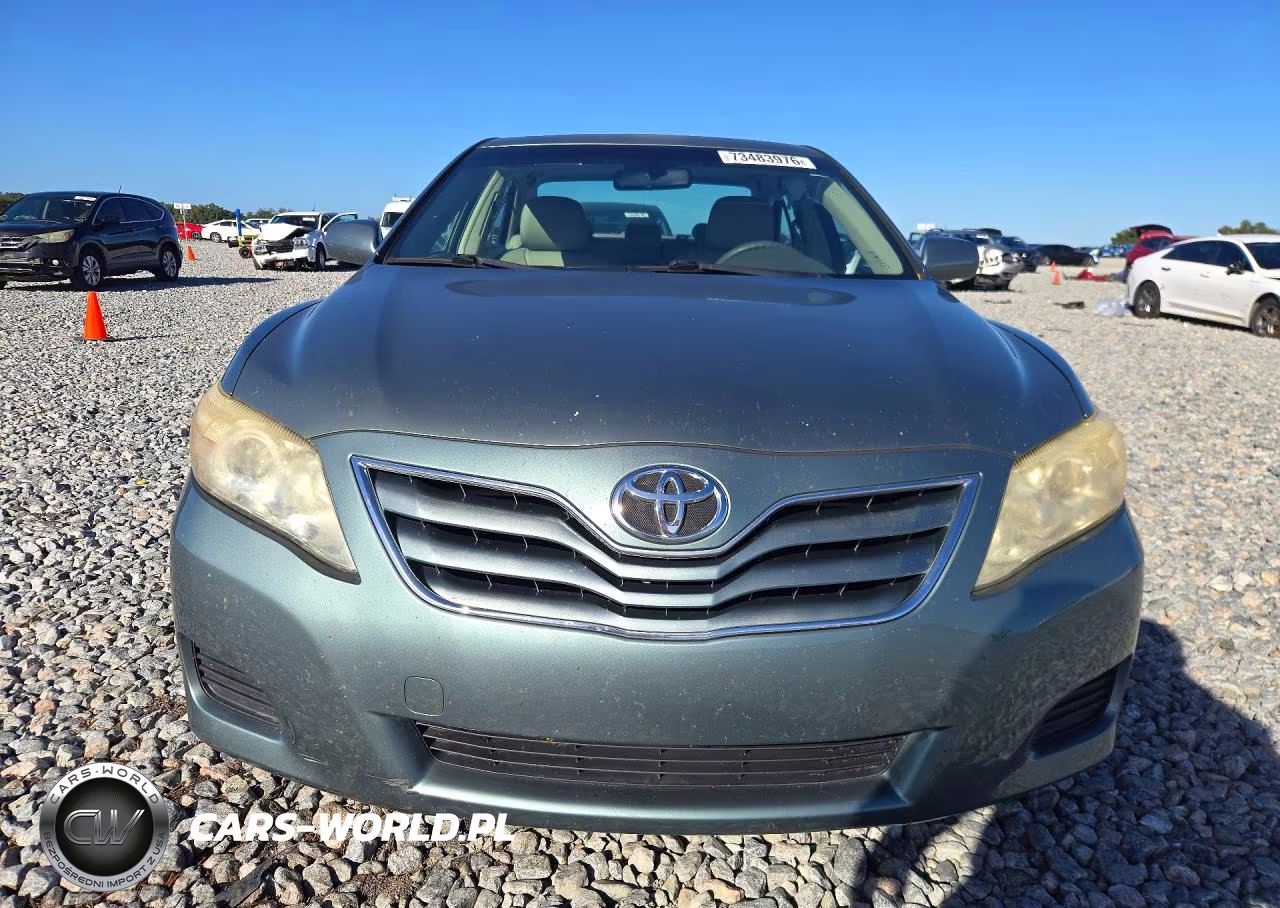 2010 Toyota Camry Le VIN:JTNBF3EK3A3000850 - 5