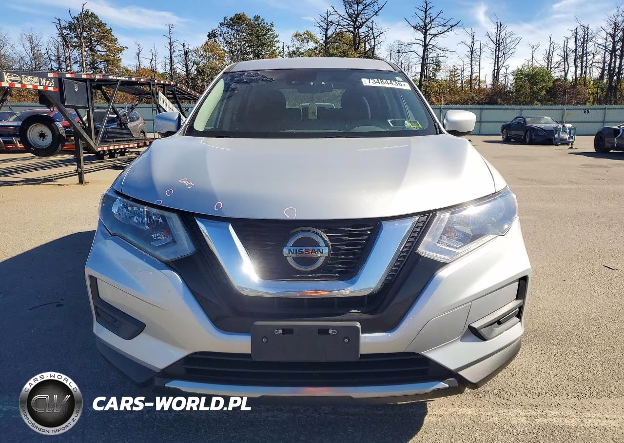 2019 Nissan Rogue S VIN:5N1AT2MV6KC814941 - 5