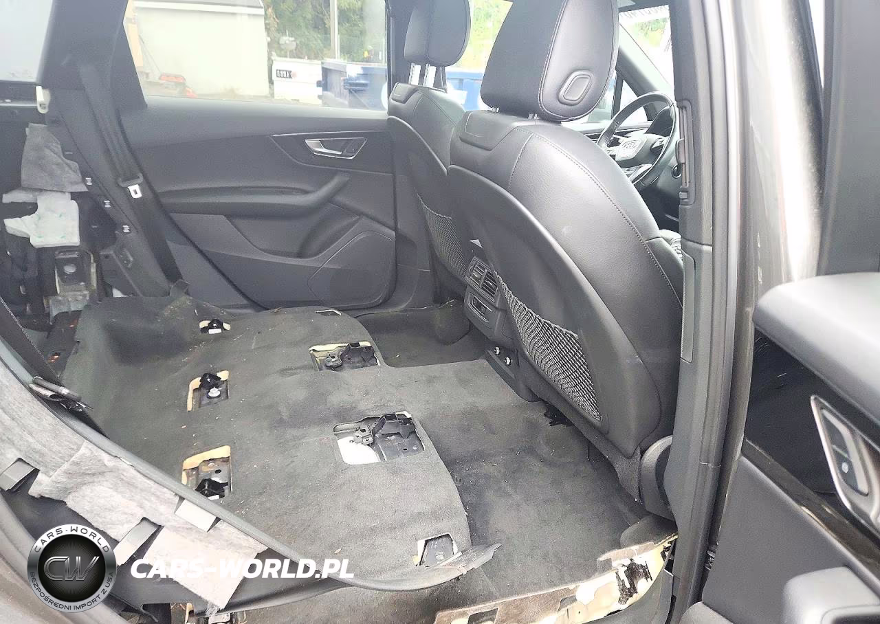 2019 Audi Q7 Premium VIN:WA1AAAF78KD013080 - 11