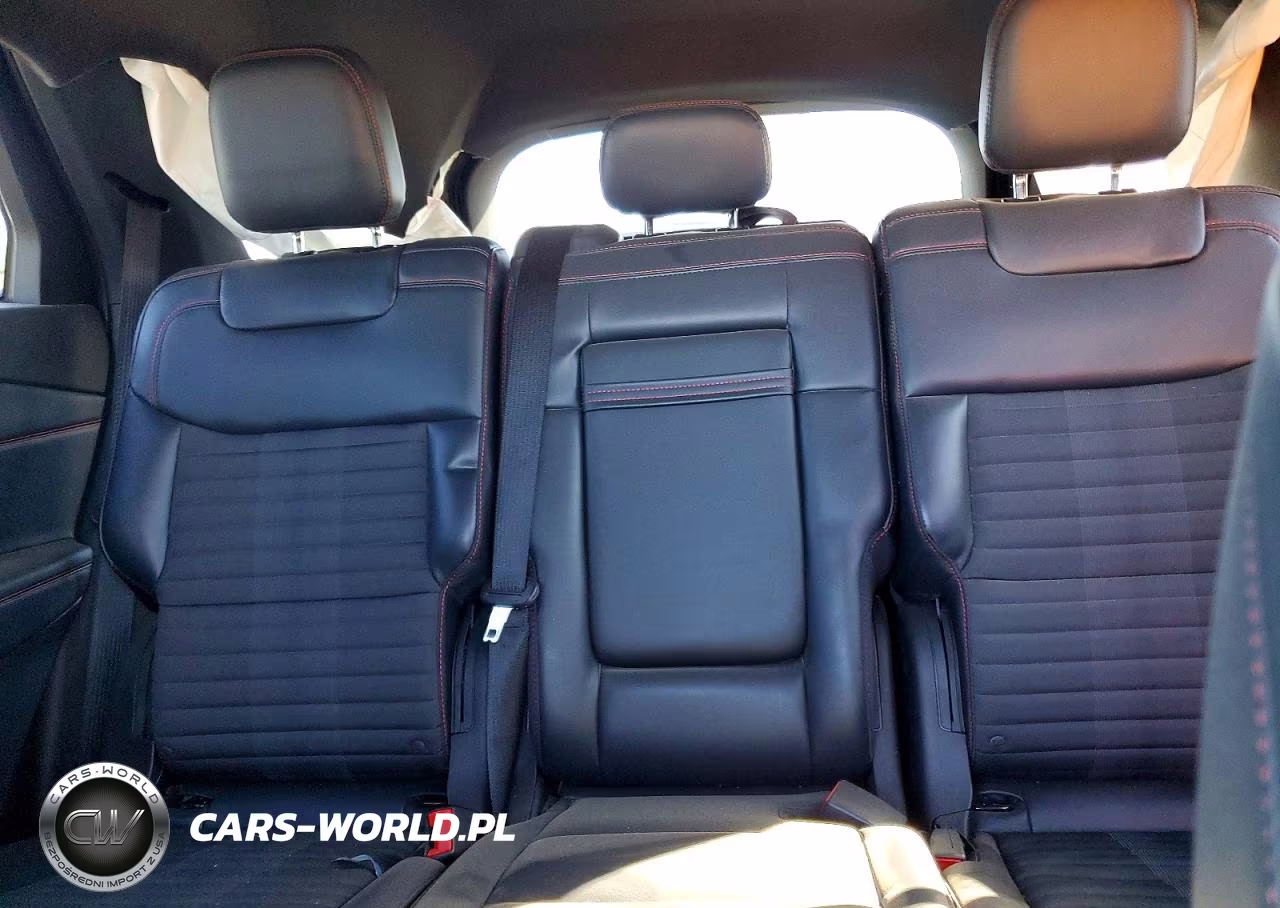 2026 Ford Explorer St-Line VIN:1FMUK8KH0TGA78315 - 10