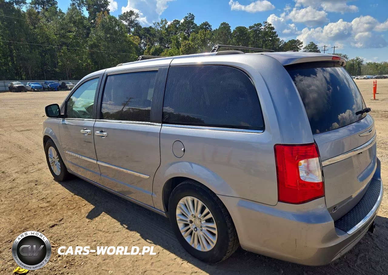 2016 Chrysler Town & Country Limited VIN:2C4RC1JG6GR150761 - 2